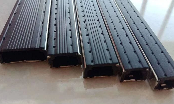 青島中新華美產品--中空玻璃暖邊條